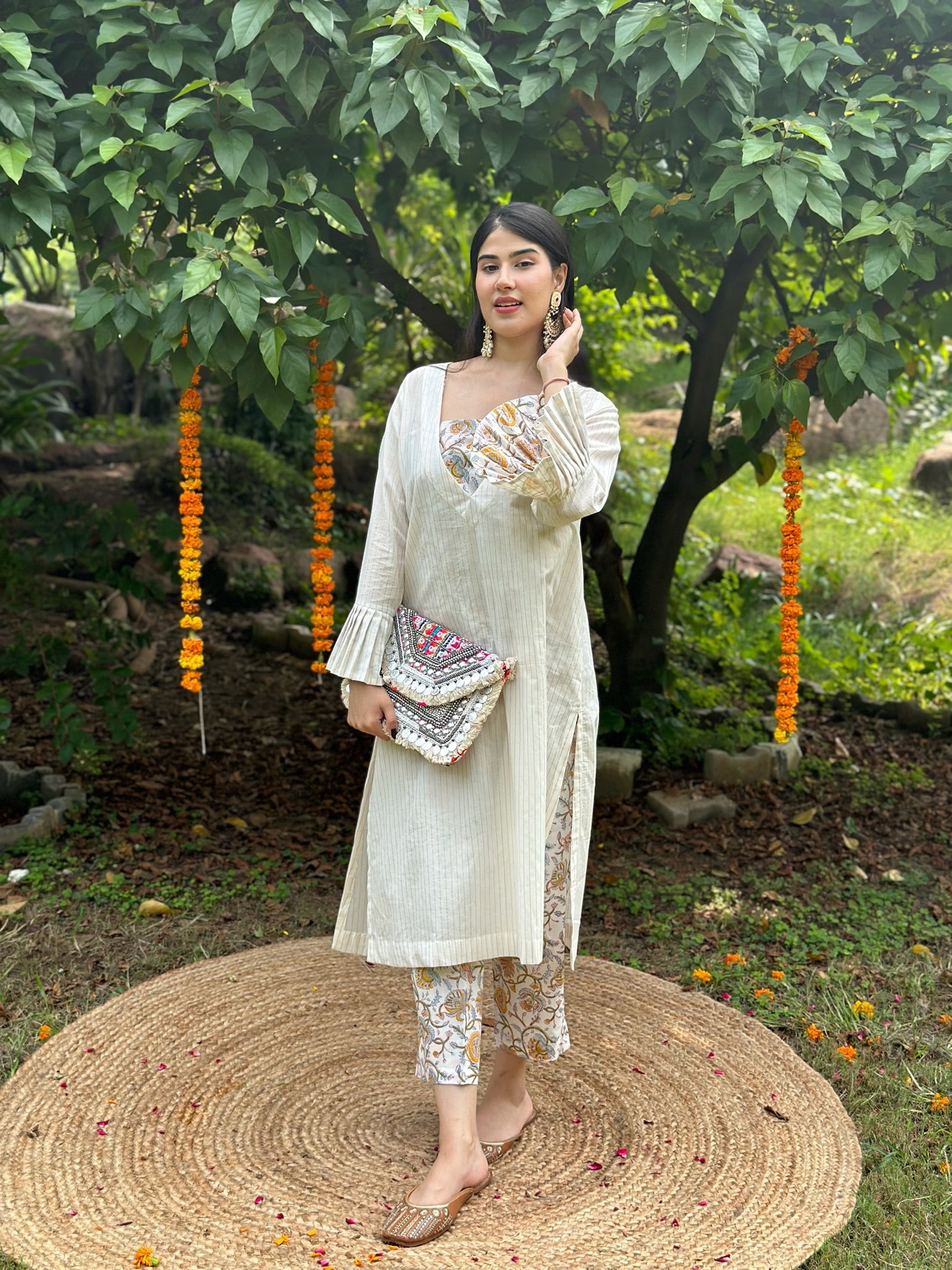 Shankh 3 Piece Lurex Set
