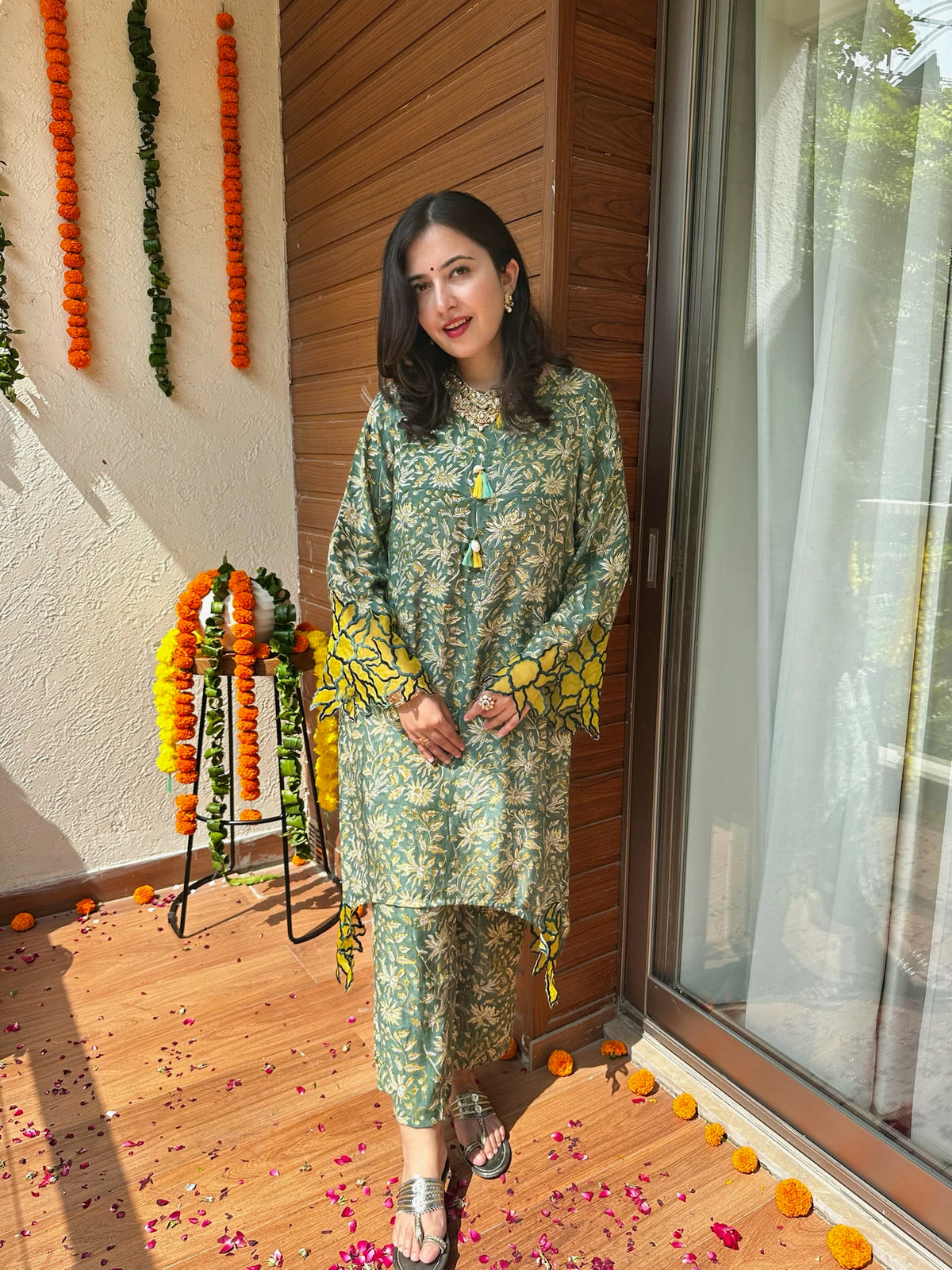 Mehendi Modal Embroidery Set
