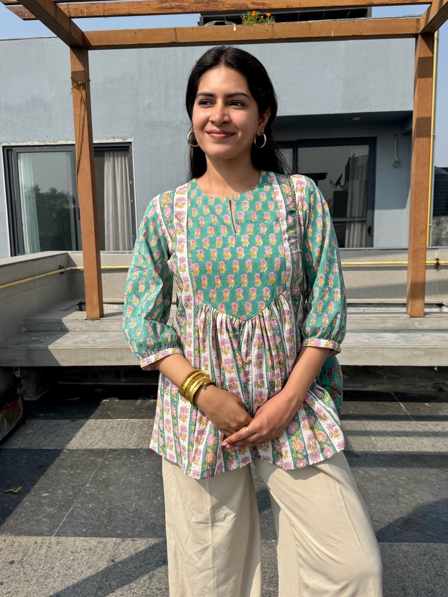 Turq Pink Bud Gather Short Kurti