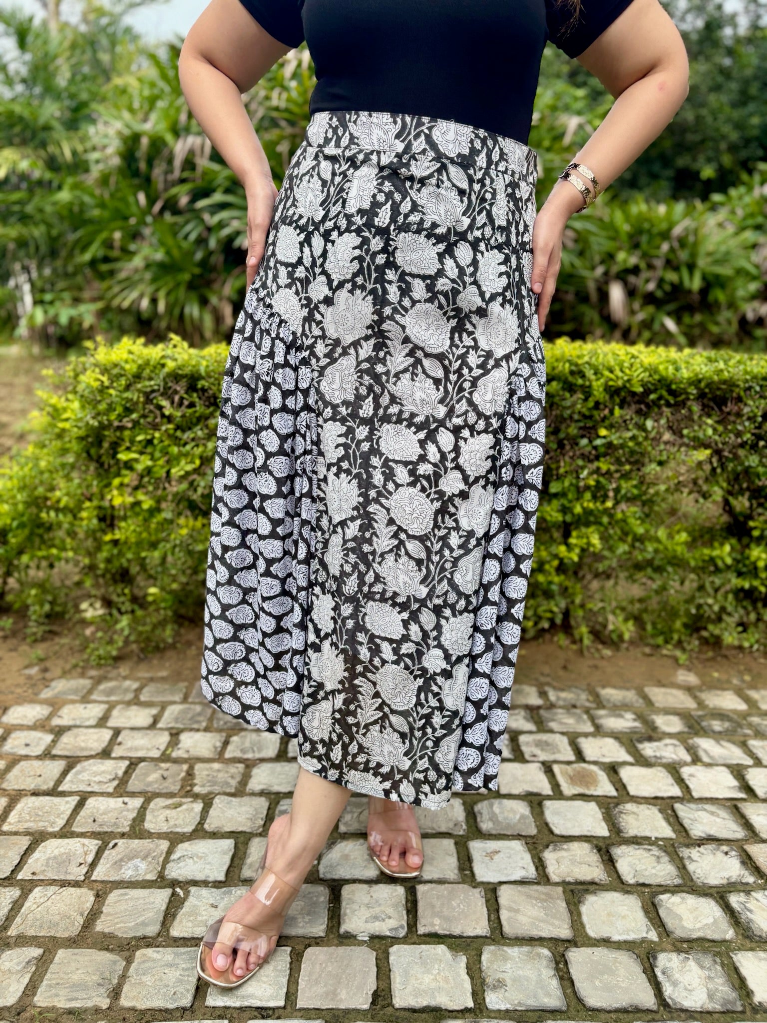Yin Yang Hourglass Skirt