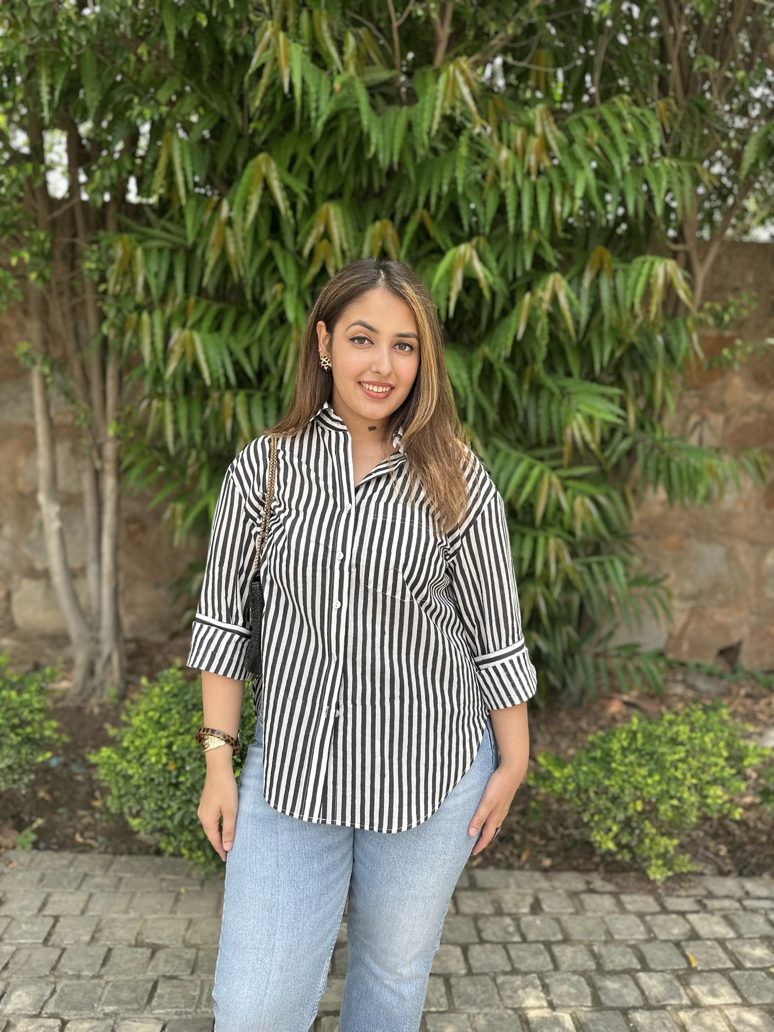 mono black striped shirt
