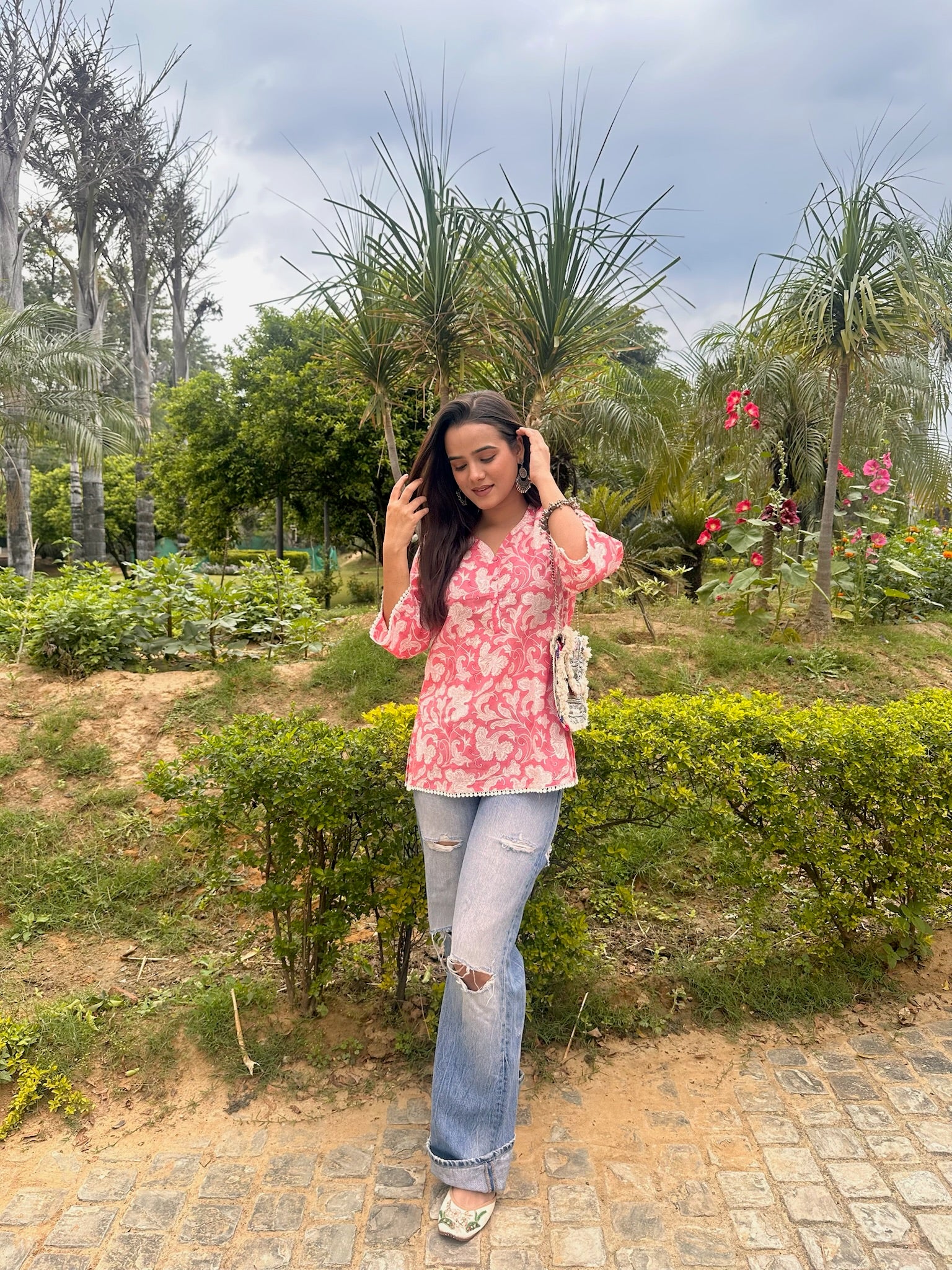 Kolkata Lace Short Kurti