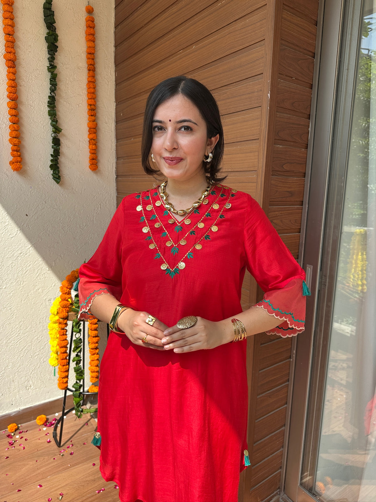 Alta Laal Solid Embroidery Set