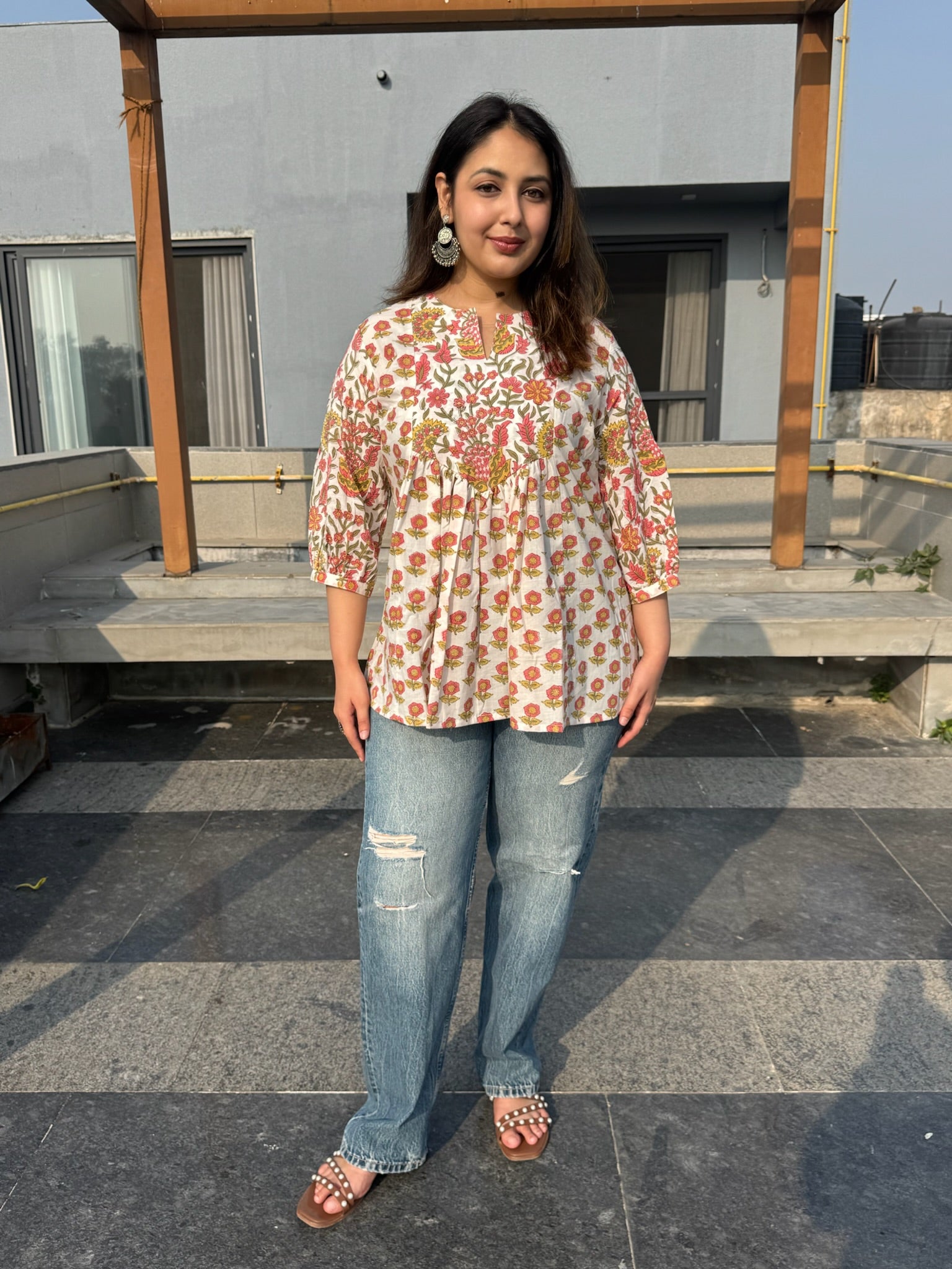 Phool White Gather Short Kurti