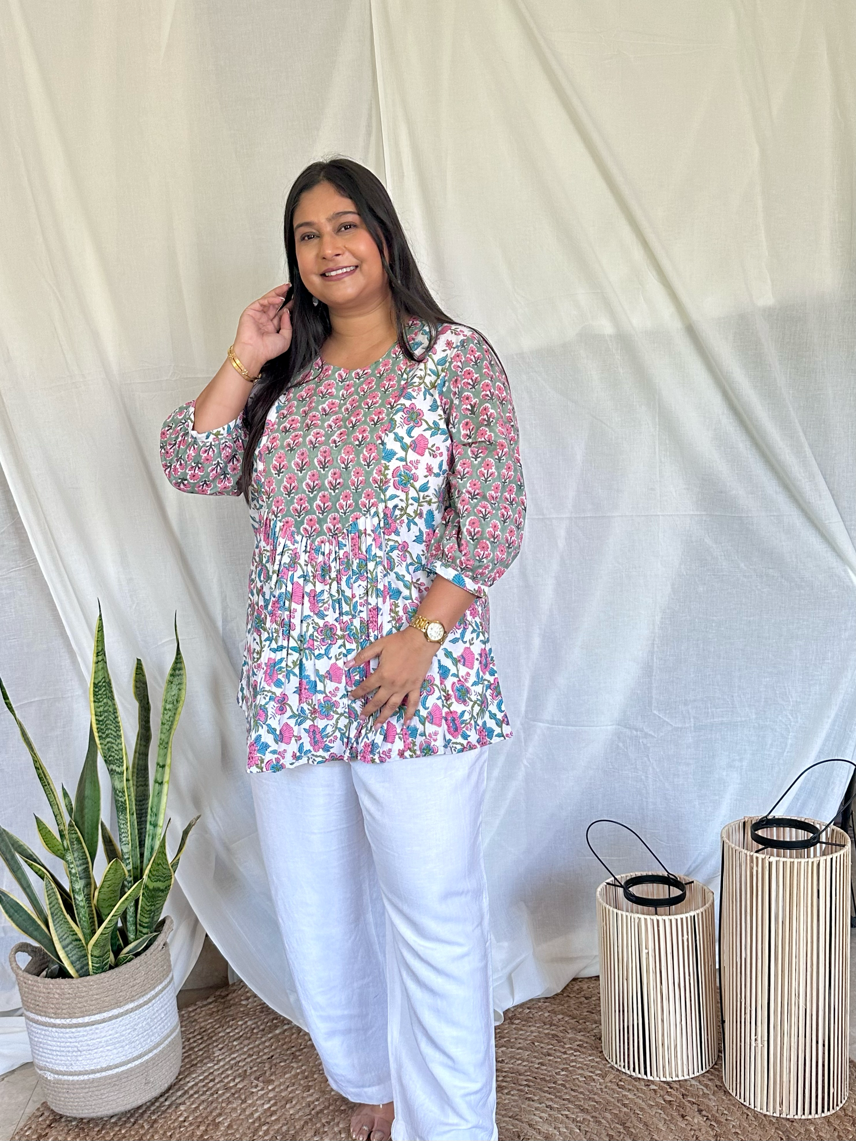 Daisy Pink Gather Short Kurti