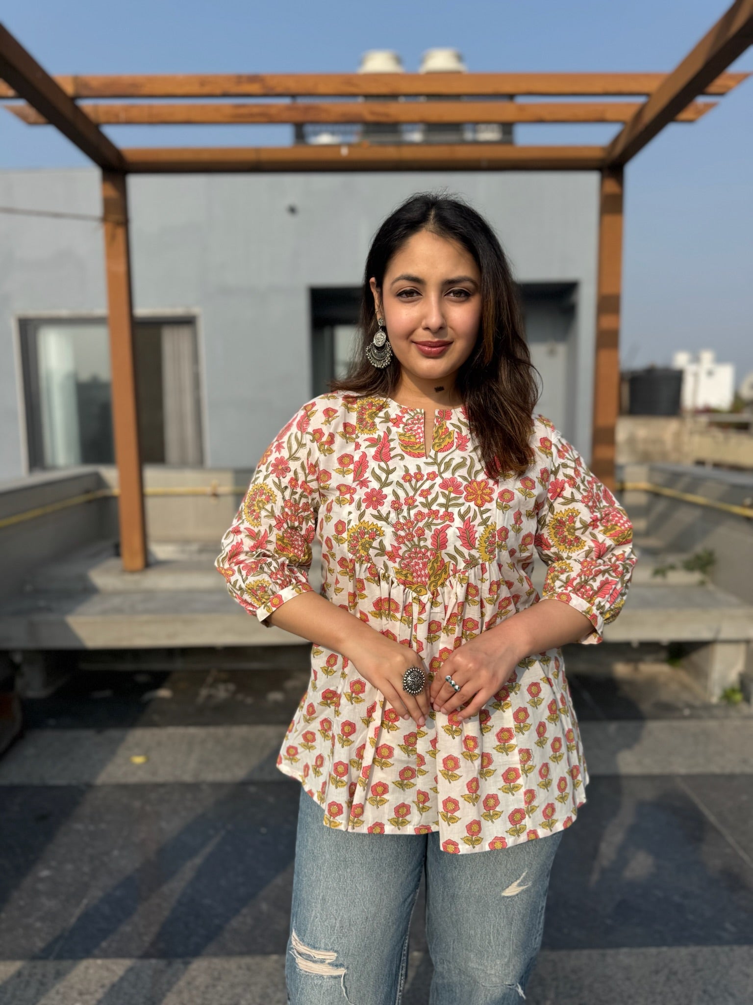 Phool White Gather Short Kurti