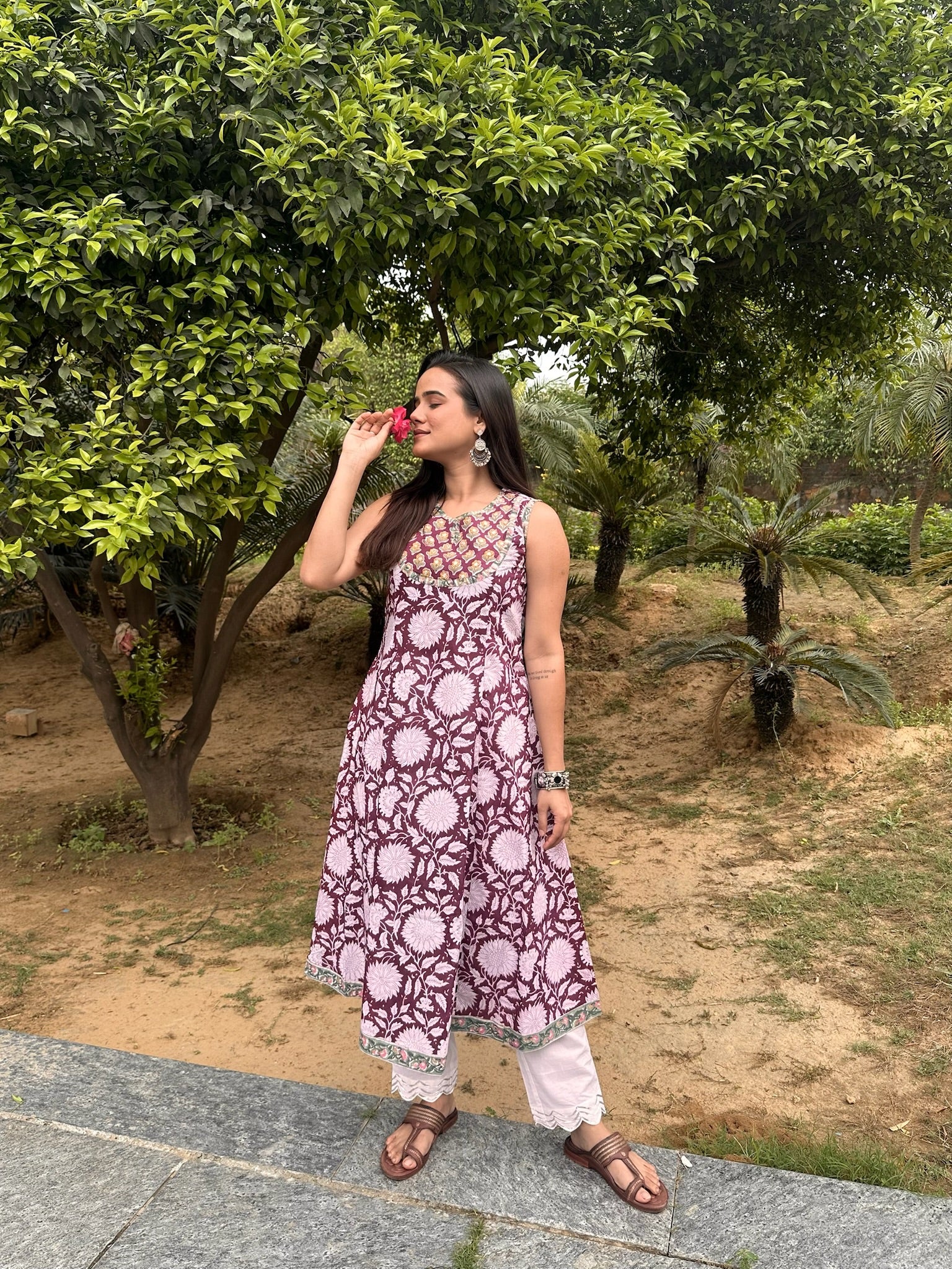 Vintage Maroon Yoke Sleeveless Anarkali
