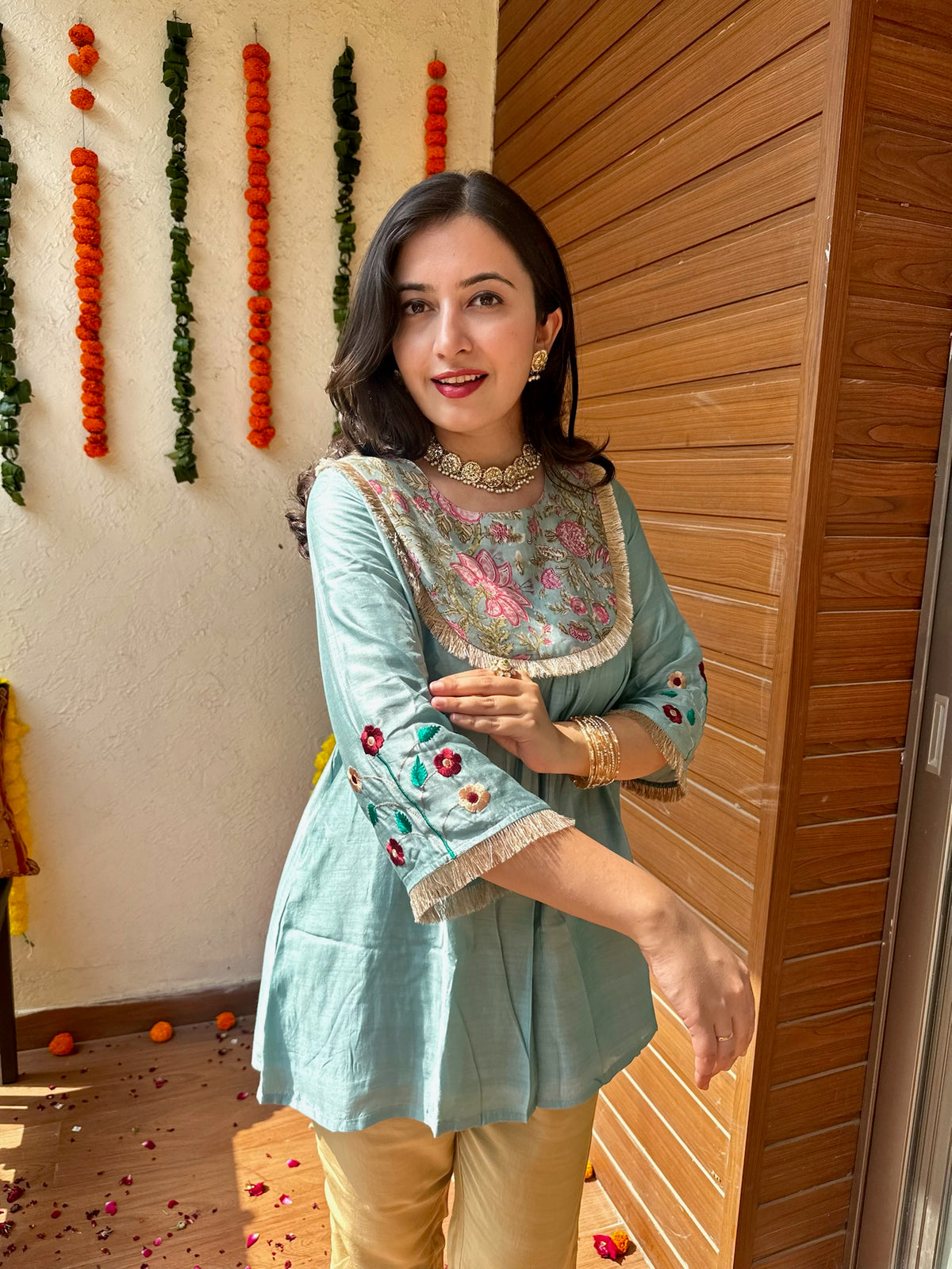 Firoza Yoke Short Kurta Set