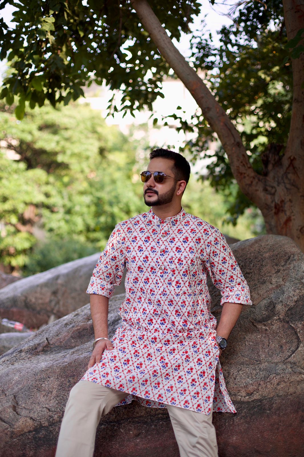 Men Munnavar Printed White Cotton Kurta