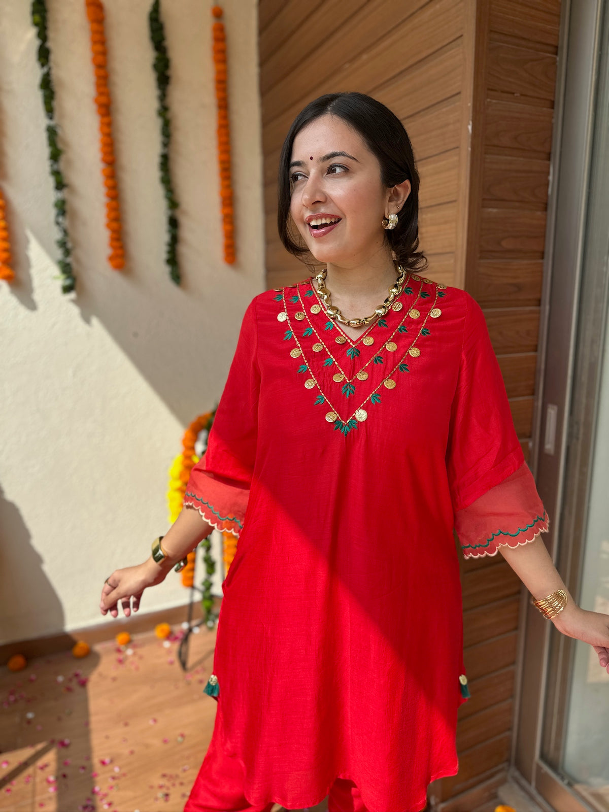 Alta Laal Solid Embroidery Set