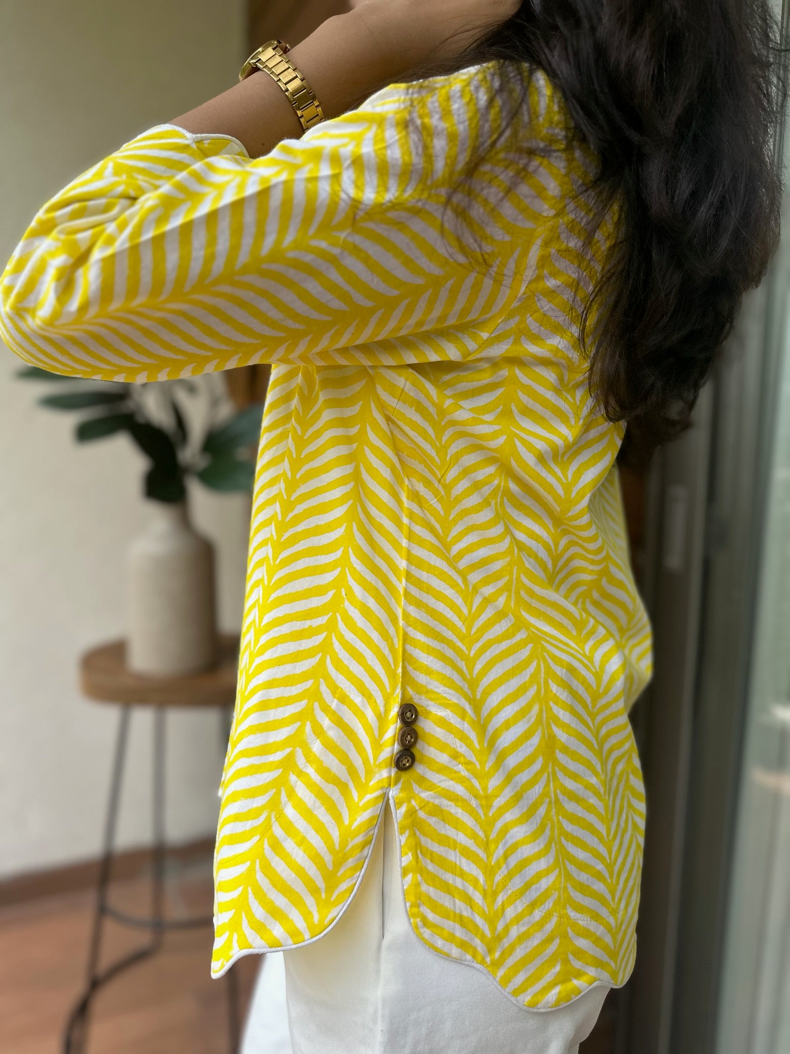 Yellow Leaf Scallop Top