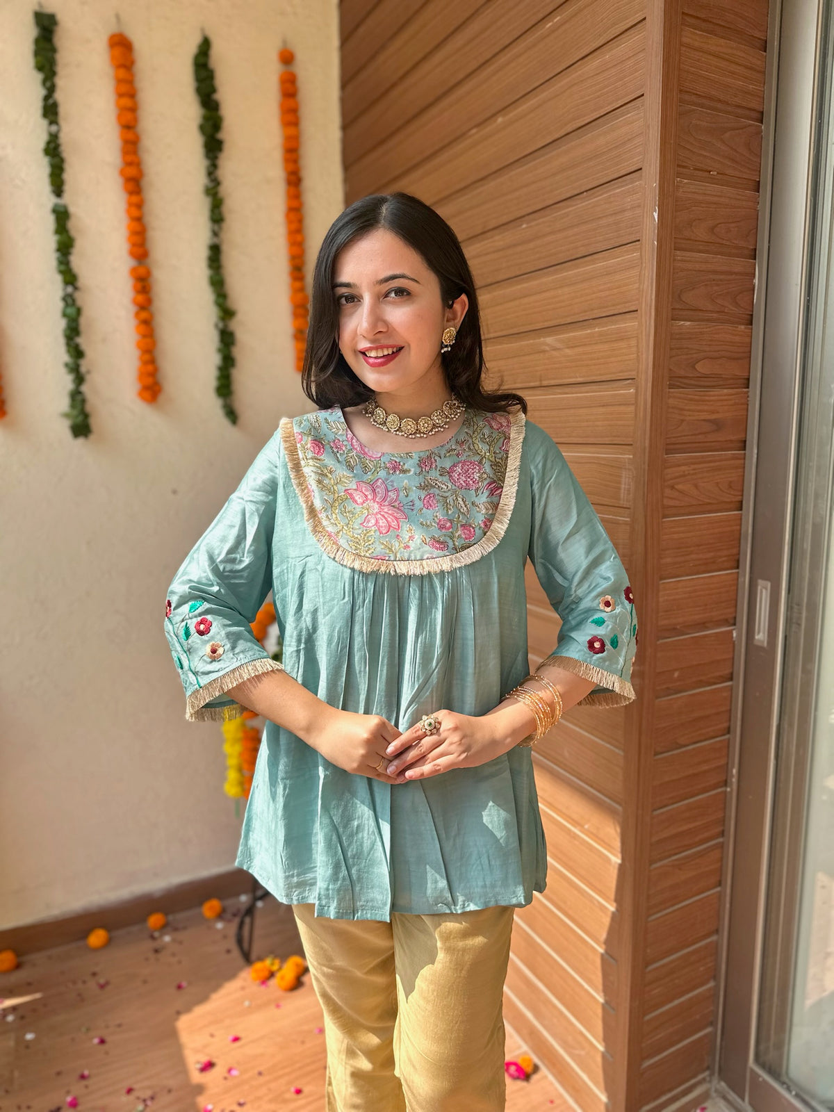 Firoza Yoke Short Kurta Set