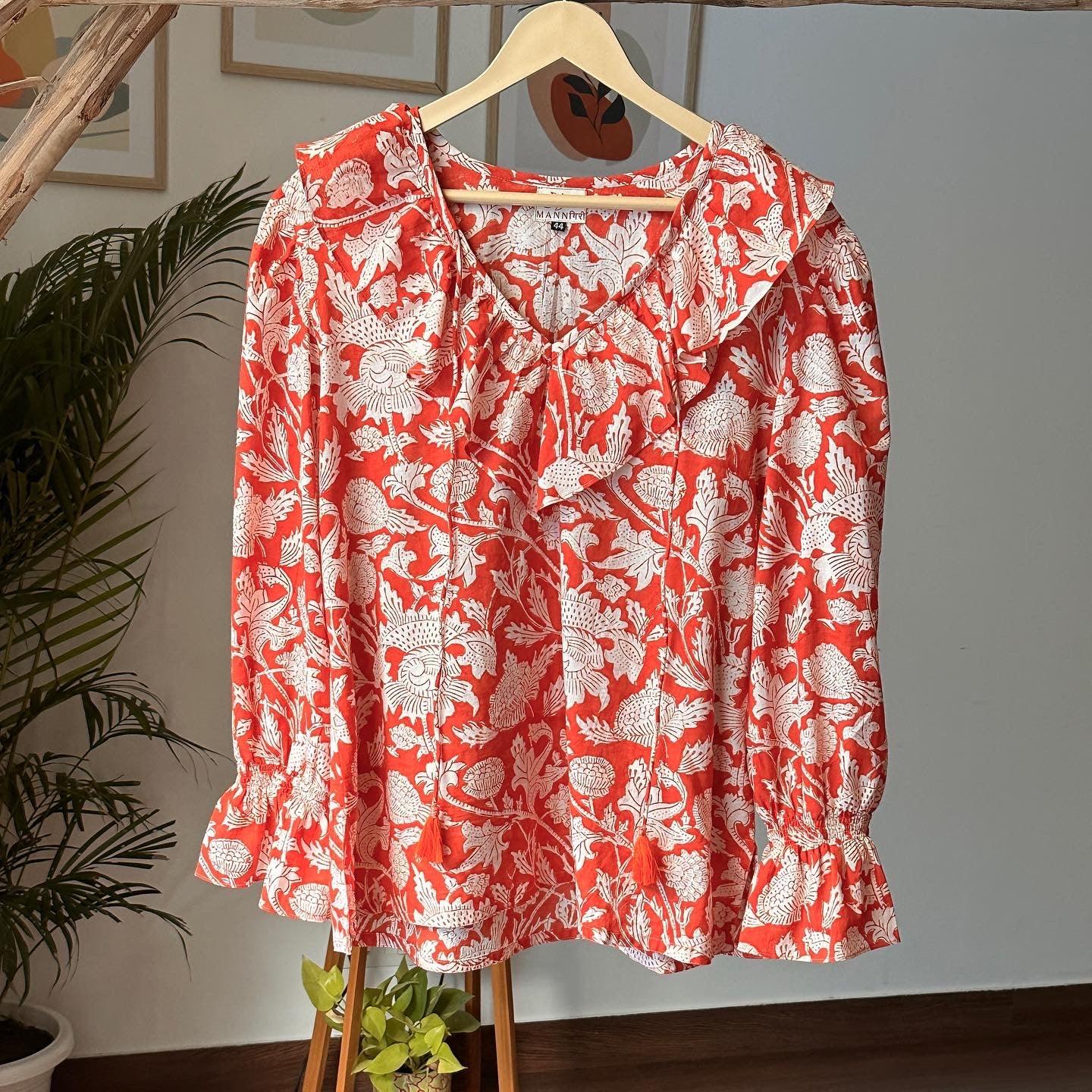 Sunset Orange Floral Top - Mannगिरी